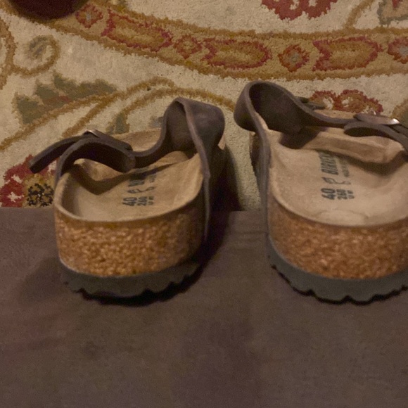 Birkenstocks   Dark brown GUC - Picture 3 of 6